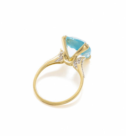 Tiramisu 8.73 Ct Sky Blue Topaz Solid 10k Yellow Gold Statement Ring Jewelry